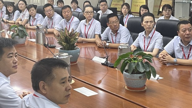 百年华诞丨兰州6165金沙总站集团收看收听庆祝中国共产党成立100周年大会